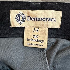 Democracy Ankle Pants Stretchy Elastic Waist Army Green
